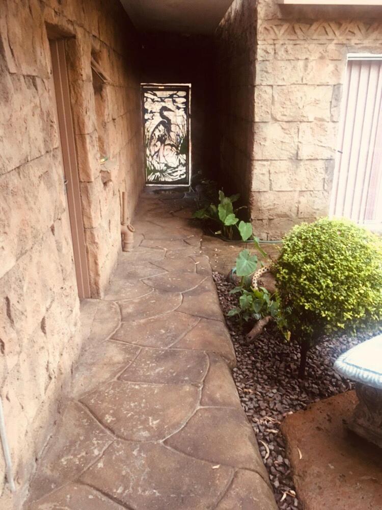 Rock Art Guesthouse วิตแบงก์ ภายนอก รูปภาพ