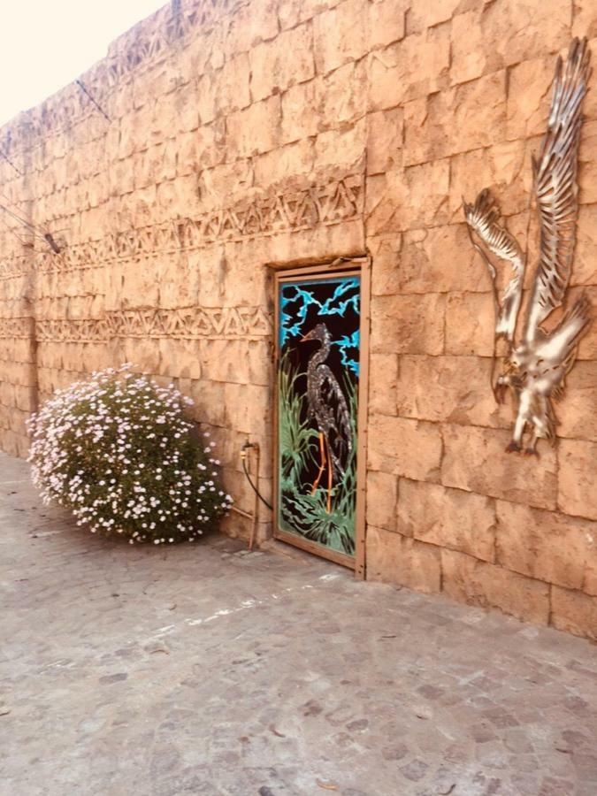 Rock Art Guesthouse วิตแบงก์ ภายนอก รูปภาพ